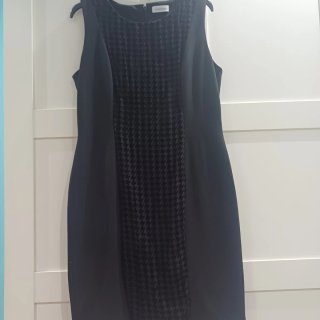 Vestido Negro Calvin Klein elegante
