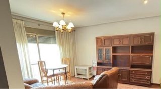 Mueble de salón y conjunto de mesa con 2 sillas