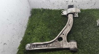 Brazo mercedes-benz a2463330300 cla 2.1 amt 225294