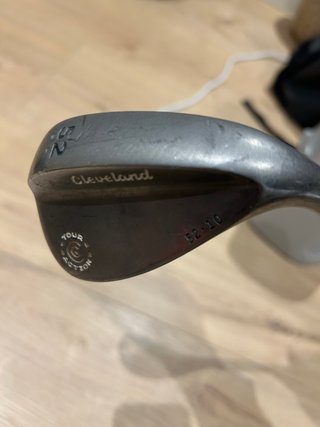 Wedge Cleveland Tour Action 52 grados