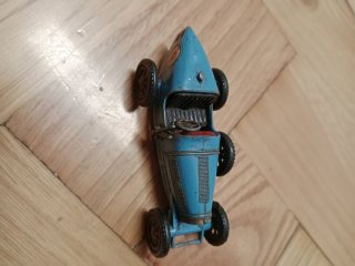 Coche de juguete antiguo Bugatti de metal