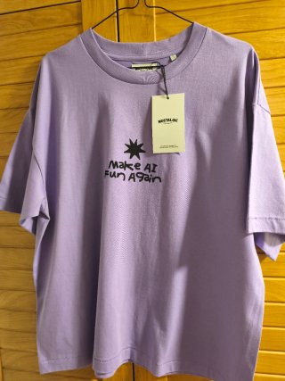 Camiseta Nostalgic Morada Talla S