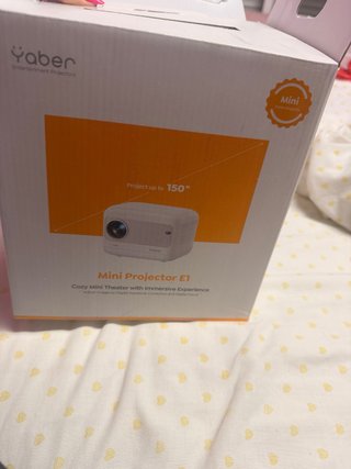 Proyector Portátil Yaber E1