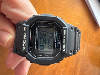 Reloj Casio G-Shock DG5600