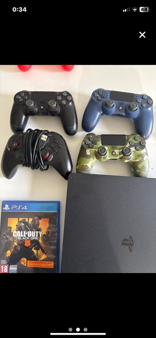 PS4 (PlayStation 4) Slim