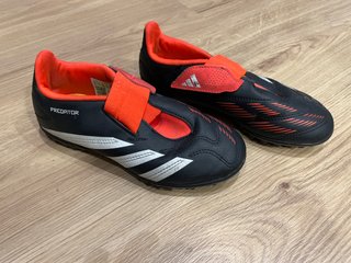 Botas de fútbol multitaco