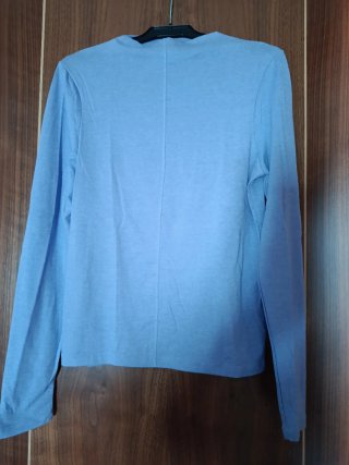 Camiseta de manga larga morada