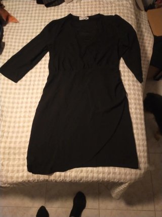Vestido corto negro