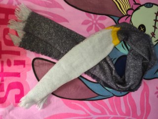 Bufanda Gris y Amarilla
