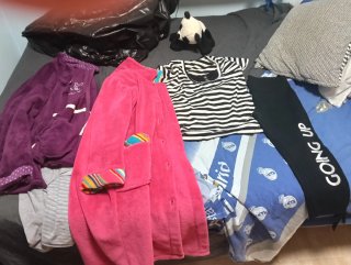 Lote de 4 prendas de ropa