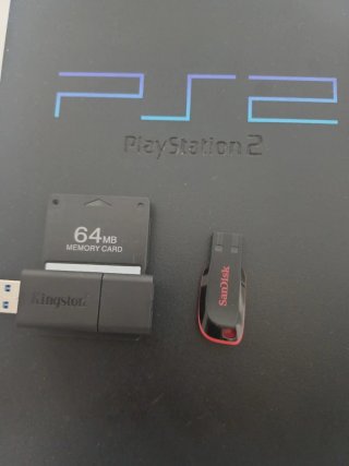 Free Memory Card 64MB y pendrive con set de juegos