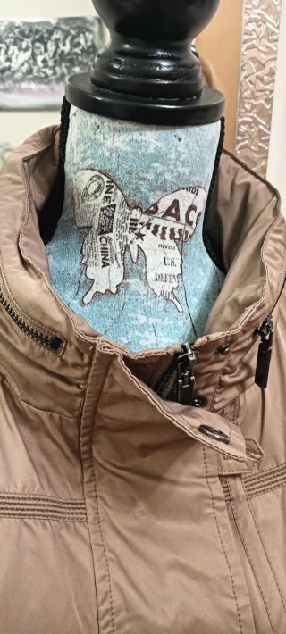E180-Parka estilo gabardina