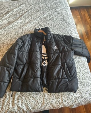 Chaqueta de plumas adidas