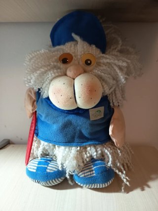 Muñeco de Lanas con Gorro Azul