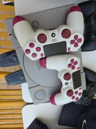 Lote de consolas y mandos PlayStation y xbox