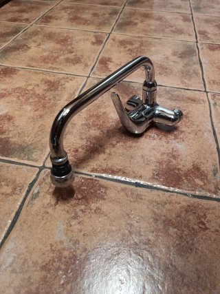 Grifo de Cocina para Pared