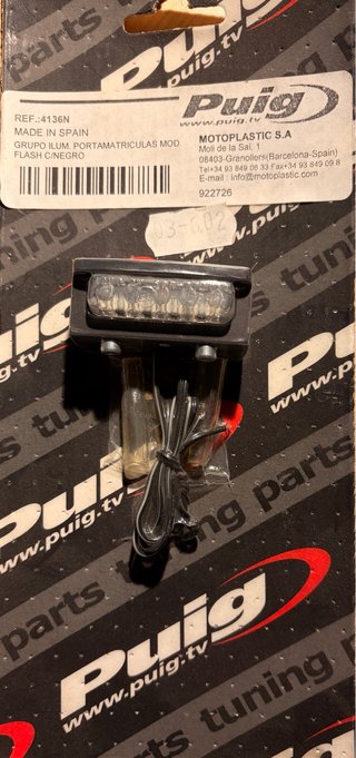 Luz de Matrícula LED Puig (Ref. 4136N)