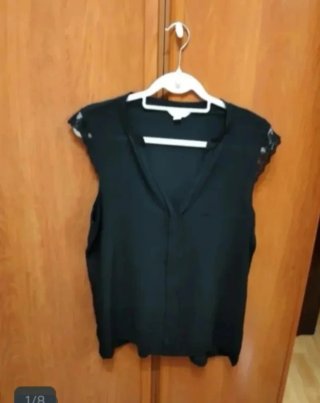 Blusa sin mangas Springfield negra, talla L