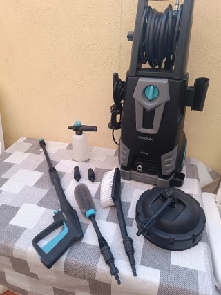 Hidrolimpiadora Cecotec 2400W