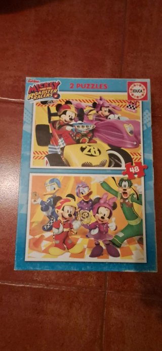 Set de 2 Puzles Mickey and the Roadster Racers