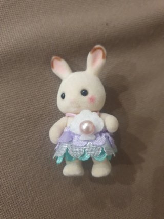 Bebé Conejo Chocolate Sylvanian Families
