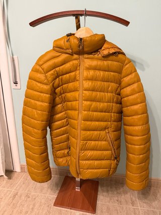 Chaqueta Acolchada con Capucha