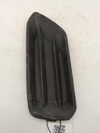 2693 31407950 rejilla paragolpes der volvo xc40