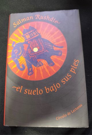 El suelo bajo sus pies