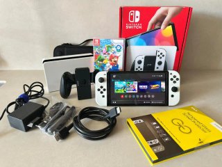 Nintendo Switch OLED Blanca + Mario Wonder