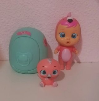 Fancy su mascota Flo bebés llorones