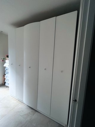 Armario de 5 puertas lacado en blanco