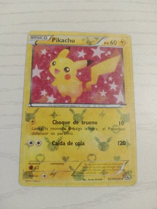 Carta Pokémon Pikachu (RC7/RC25)