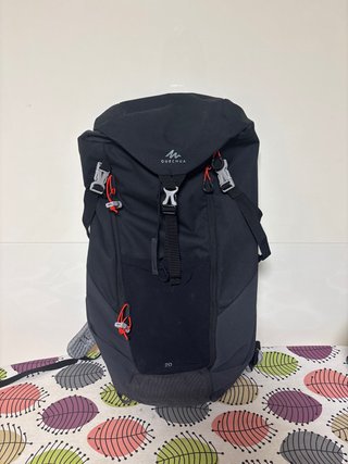 Mochila de trekking Quechua 20L