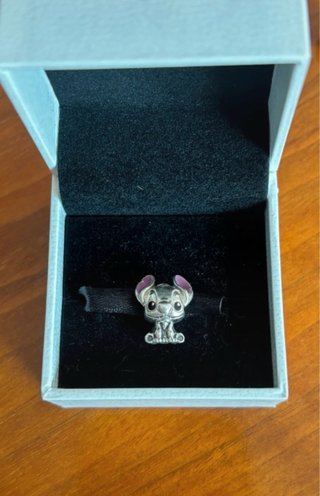 Charm Pandora Stitch Plata