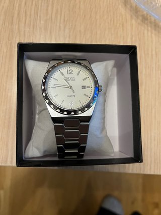 Reloj Hugo Boss Plateado PRECIO NEGOCIABLE