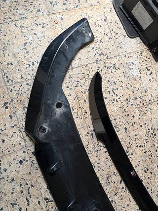 Spoiler delantero y alerón Cupra León