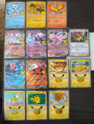 Lote de cartas pokemon 30 aniversario
