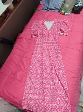 Vestido largo estampado rosa