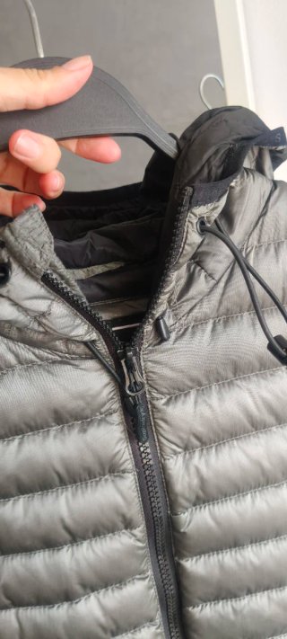 Anorak Plumón mujer Superdry gris plomo