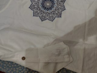 Blusa Blanca con Estampado Mandala