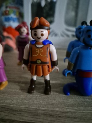 Figura Hércules Kinder