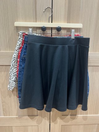 Pack de 4 faldas variadas