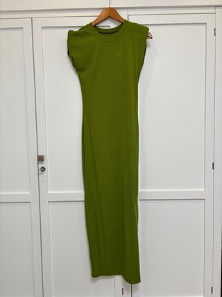 Vestido largo verde oliva