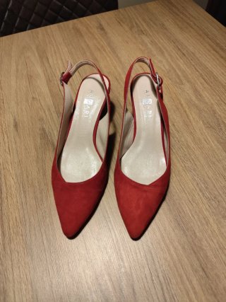 Zapatos destalonados rojos Ambar
