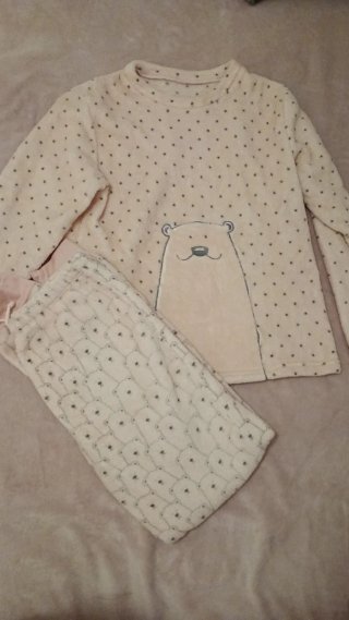 Pijama de coralina con estampado