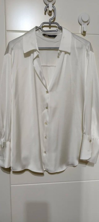 Camisa Blanca Satinada Zara