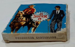 PELÍCULA ANTIGUA SUPER 8 CONDUCTOR ENDIABLADO