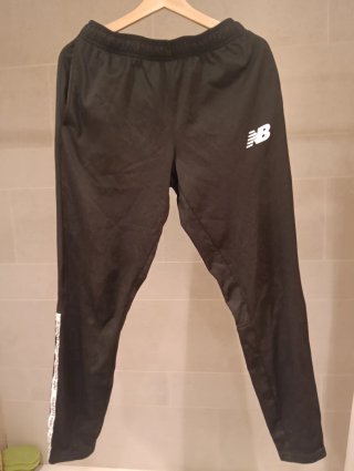 Pantalones Deportivos New Balance Negros
