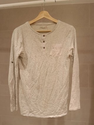 Camiseta Manga Larga Gris Zara