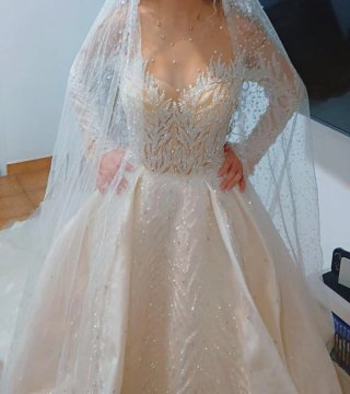 Vestido de novia con pedrería